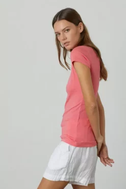 Velvet By Graham & Spencer Womens JEMMA GAUZY WHISPER FITTED CREW NECK TEE 40 Velvet By Graham & Spencer Womens JEMMA GAUZY WHISPER FITTED CREW NECK TEE
