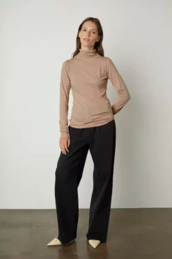 Velvet By Graham & Spencer TALISIA GAUZY WHISPER FITTED MOCK NECK TEE