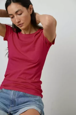 Velvet By Graham & Spencer JEMMA GAUZY WHISPER FITTED CREW NECK TEE