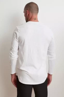 Velvet By Graham & Spencer DAMION CALIFORNIA GRAPHIC TEE