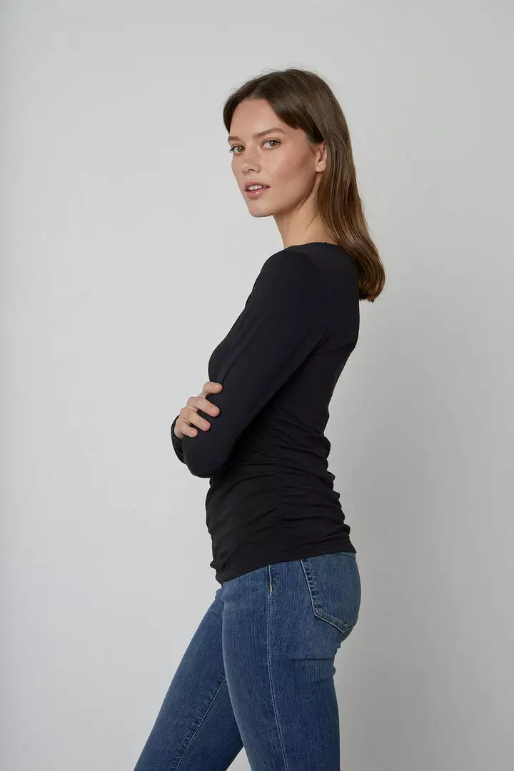 Velvet By Graham & Spencer DENISE SCOOP NECK TEE Womens 2 Velvet By Graham & Spencer DENISE SCOOP NECK TEE Womens