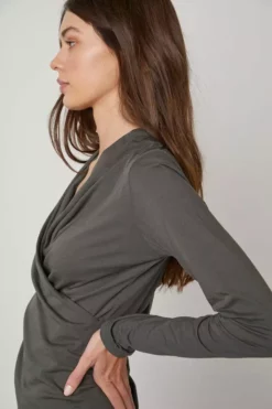 Velvet By Graham & Spencer MERI WRAP FRONT FITTED TOP