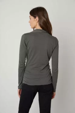 Velvet By Graham & Spencer MERI WRAP FRONT FITTED TOP