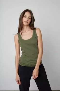 Velvet By Graham & Spencer MOSSY GAUZY WHISPER FITTED TANK