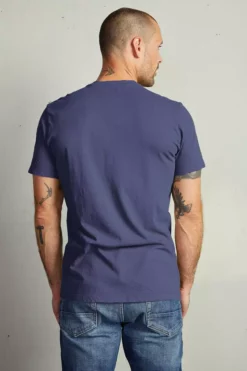 Velvet By Graham & Spencer HOWARD WHISPER CLASSIC CREW NECK TEE Mens