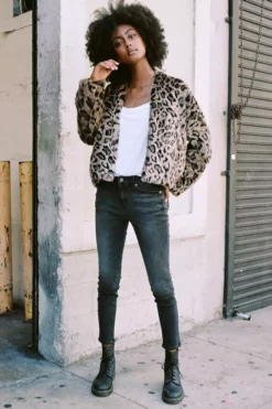 Velvet By Graham & Spencer Womens ANNE LUX FAUX FUR JACKET