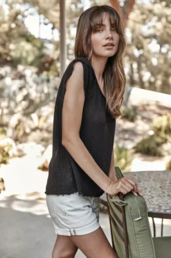 Velvet By Graham & Spencer Womens ANELLA COTTON GAUZE BLOUSE