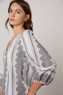 Velvet By Graham & Spencer Womens LOUISE JACQUARD BOHO TOP