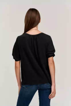 Velvet By Graham & Spencer BELLA LINEN BLEND TEE Womens