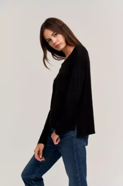 Velvet By Graham & Spencer Womens FIONA POCKET TEE