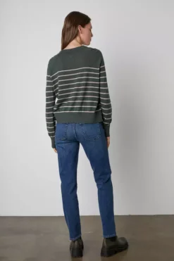 Velvet By Graham & Spencer Womens ALICIA CREW NECK SWEATER 21 Velvet By Graham & Spencer Womens ALICIA CREW NECK SWEATER