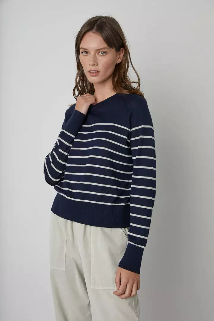 Velvet By Graham & Spencer Womens ALICIA CREW NECK SWEATER 1 Velvet By Graham & Spencer Womens ALICIA CREW NECK SWEATER