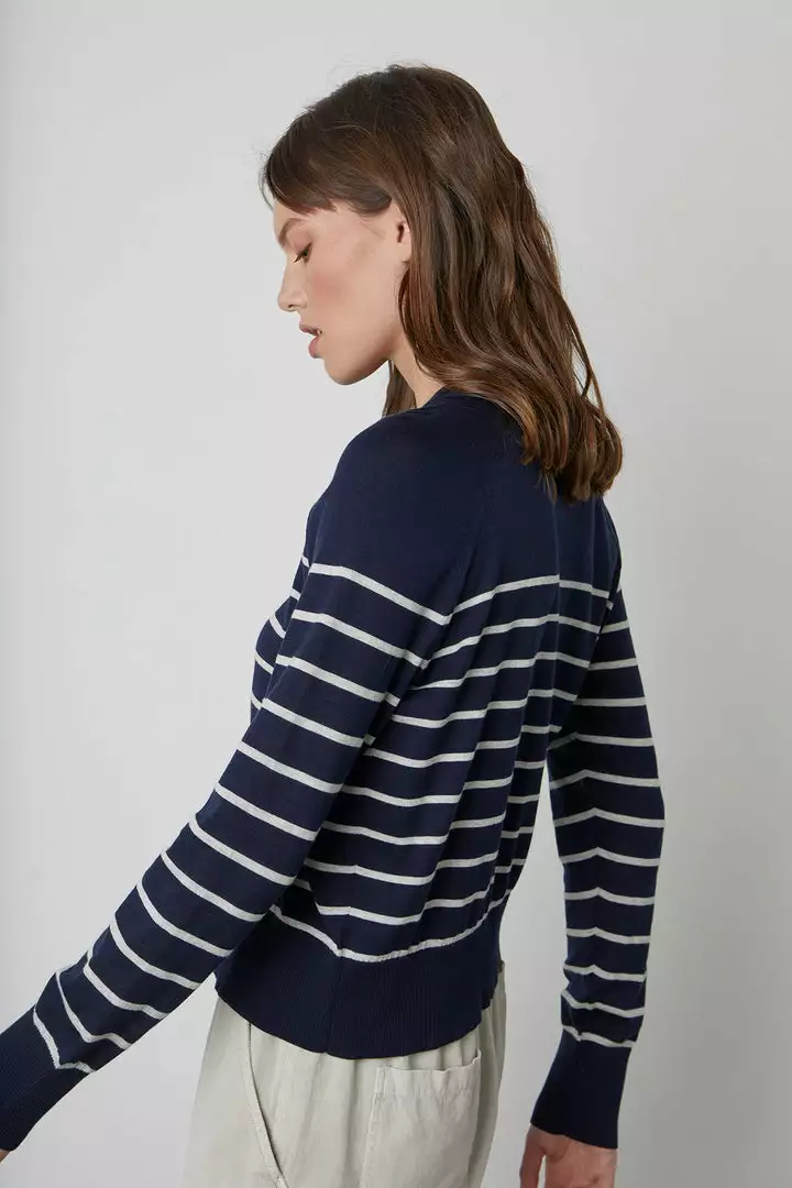 Velvet By Graham & Spencer Womens ALICIA CREW NECK SWEATER 4 Velvet By Graham & Spencer Womens ALICIA CREW NECK SWEATER