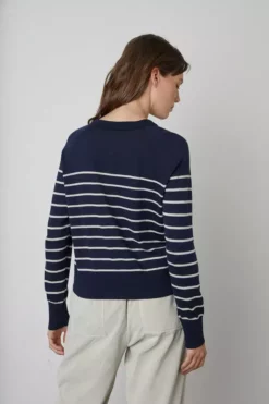 Velvet By Graham & Spencer Womens ALICIA CREW NECK SWEATER 13 Velvet By Graham & Spencer Womens ALICIA CREW NECK SWEATER