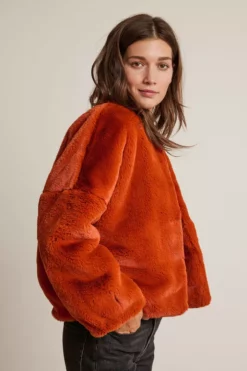 Velvet By Graham & Spencer Womens ANNE LUX FAUX FUR JACKET