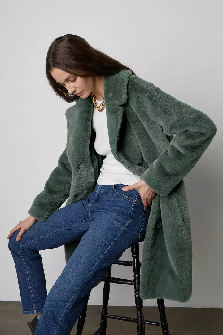 Velvet By Graham & Spencer Womens EVALYN LUX FAUX FUR COAT 9 Velvet By Graham & Spencer Womens EVALYN LUX FAUX FUR COAT