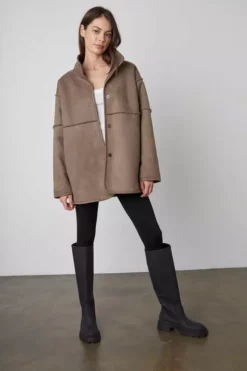 Velvet By Graham & Spencer Womens ALBANY REVERSIBLE LUX SHERPA COAT