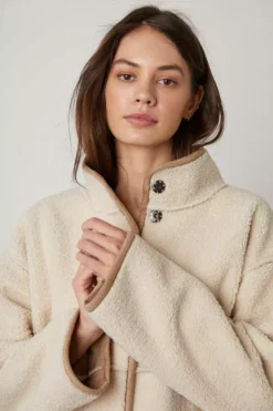 Velvet By Graham & Spencer Womens ALBANY REVERSIBLE LUX SHERPA COAT