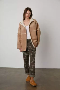 Velvet By Graham & Spencer Womens ALBANY REVERSIBLE LUX SHERPA COAT