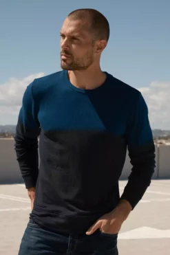 Velvet By Graham & Spencer Mens ALDRIC LUXE FLEECE TIE DYE PULLOVER