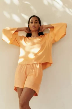 Velvet By Graham & Spencer Womens MAE BELL SLEEVE BLOUSE