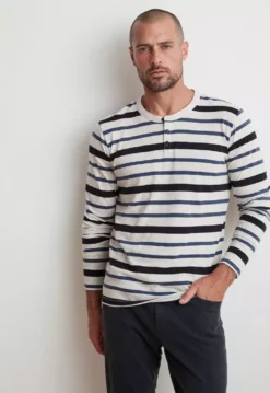 Velvet By Graham & Spencer OSCAR OMBRE JERSEY HENLEY