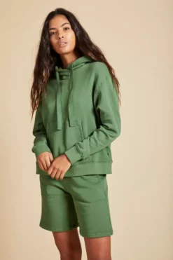 Velvet By Jenny Graham Womens LAGUNA SWEATSHORT 28 Velvet By Jenny Graham Womens LAGUNA SWEATSHORT