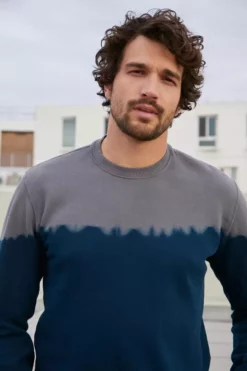 Velvet By Graham & Spencer JARED TIE DYE SWEATSHIRT