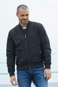 Velvet By Graham & Spencer Mens DOUGAL BOMBER JACKET