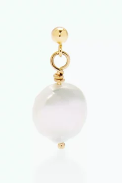 Phyllis+Rosie PEARL STUDS BY PHYLLIS AND ROSIE