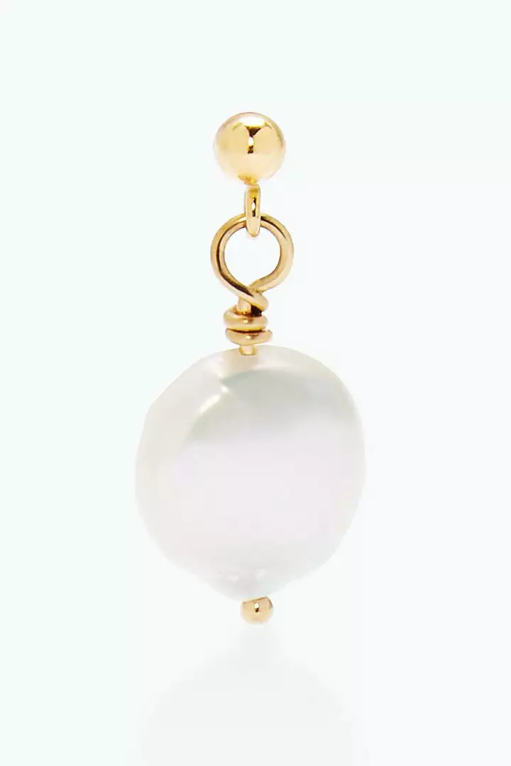 Phyllis+Rosie PEARL STUDS BY PHYLLIS AND ROSIE 2 Phyllis+Rosie PEARL STUDS BY PHYLLIS AND ROSIE