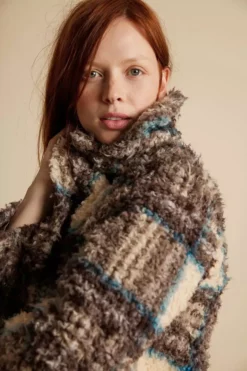 Velvet By Graham & Spencer Womens ERICA PLAID FAUX SHERPA JACKET