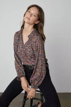 Velvet By Graham & Spencer IRIS PRINTED BLOUSE Womens