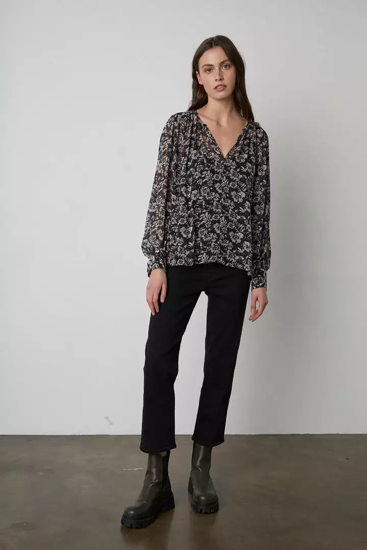 Velvet By Graham & Spencer MILEY PRINTED BOHO BLOUSE Womens 6 Velvet By Graham & Spencer MILEY PRINTED BOHO BLOUSE Womens