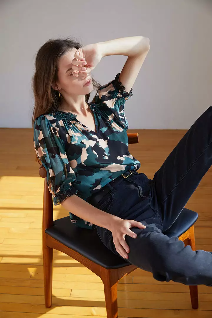 Velvet By Graham & Spencer ULI 3/4 SLEEVE BLOUSE Womens 5 Velvet By Graham & Spencer ULI 3/4 SLEEVE BLOUSE Womens