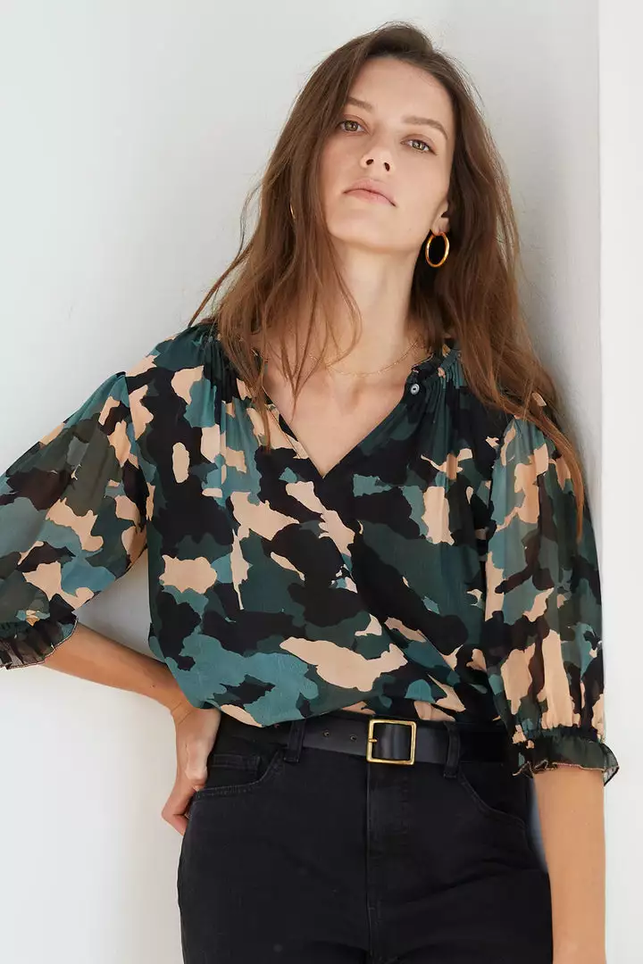 Velvet By Graham & Spencer ULI 3/4 SLEEVE BLOUSE Womens 3 Velvet By Graham & Spencer ULI 3/4 SLEEVE BLOUSE Womens