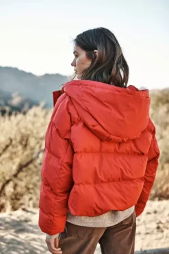 Velvet By Graham & Spencer RAYLIN CROPPED PUFFER JACKET Womens