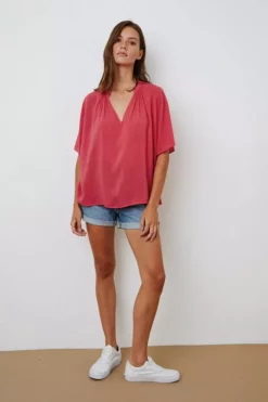 Velvet By Graham & Spencer Womens JAYCEE SPLIT NECK BLOUSE