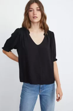 Velvet By Graham & Spencer Womens TRIXIE RUFFLED BLOUSE