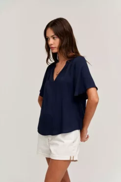 Velvet By Graham & Spencer Womens JAYCEE SPLIT NECK BLOUSE 19 Velvet By Graham & Spencer Womens JAYCEE SPLIT NECK BLOUSE