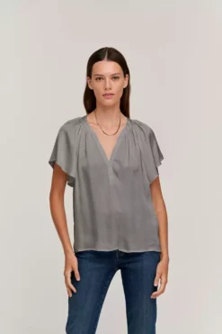 Velvet By Graham & Spencer LORENA V-NECK BLOUSE Womens