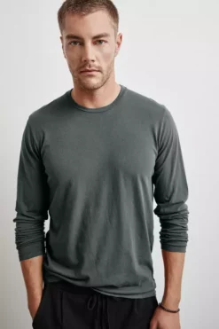 Velvet By Graham & Spencer SKEETER WHISPER CLASSIC CREW NECK TEE Mens