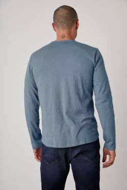 Velvet By Graham & Spencer KAI CREW NECK TEE