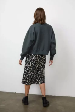 Velvet By Graham & Spencer NELLA OVERSIZED SWEATSHIRT 7 Velvet By Graham & Spencer NELLA OVERSIZED SWEATSHIRT