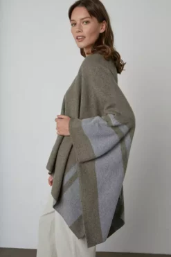 Velvet By Graham & Spencer HARPER OPEN FRONT PONCHO Womens