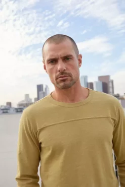 Velvet By Graham & Spencer MARIO CREW NECK TEE