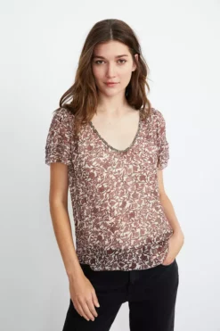 Velvet By Graham & Spencer Womens TRACIA SCOOP NECK PRINTED BLOUSE