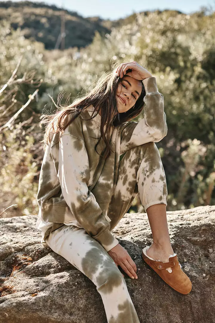 Velvet By Graham & Spencer Womens NISSA TIE DYE SWEATPANT 5 Velvet By Graham & Spencer Womens NISSA TIE DYE SWEATPANT