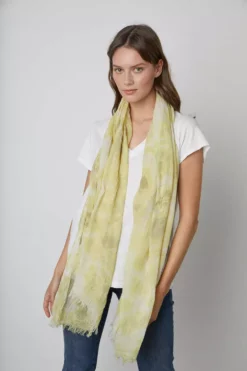 Velvet By Graham & Spencer Womens CHLOE TIE DYE SCARF
