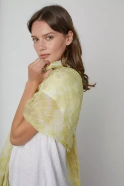 Velvet By Graham & Spencer Womens CHLOE TIE DYE SCARF